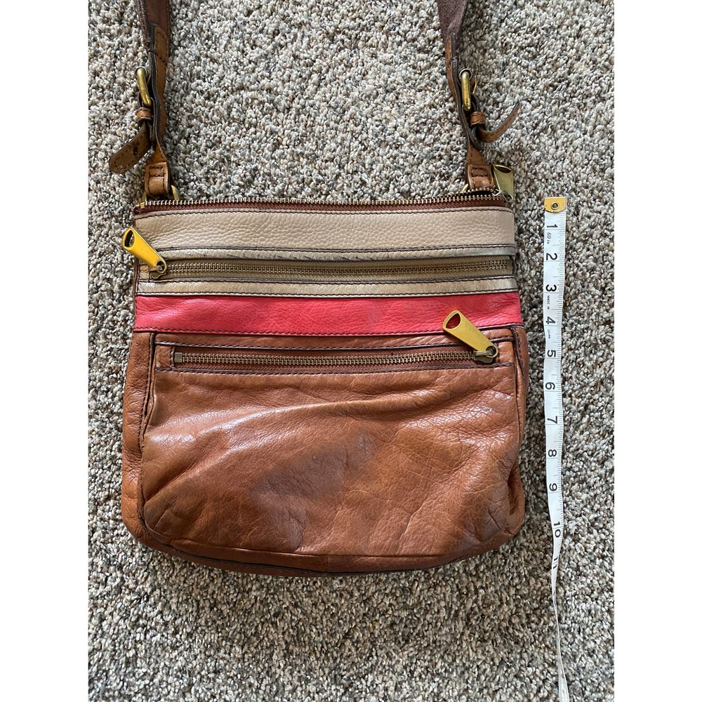 Fossil Leather Crossbody Purse - Picture 3 of 5